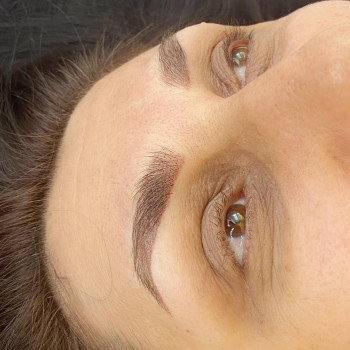 Фото з портфоліо майстра Олена Радь (майстер перманентного макіяжу, Львів)