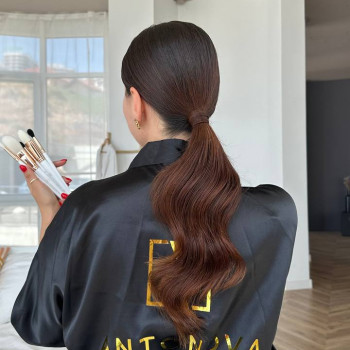 укладка на длинные волосы, прическа хвост