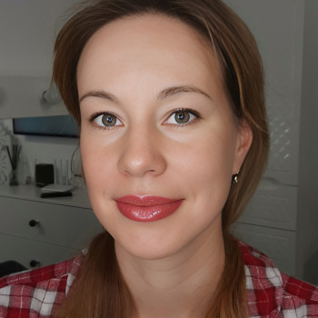 Акварельні губи