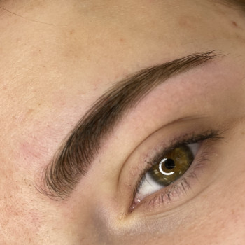 Пудрові брови
                    Майстер перманентного макіяжу Олена Одеса