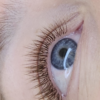 Нарощення нижніх вій об'єм класика
                    Лешмейкер Діана Ивано-Франковск