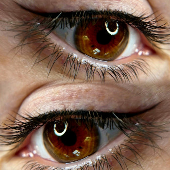 Міжвійна стрілка
                    Мастер перманентного макияжа Олеся Киев