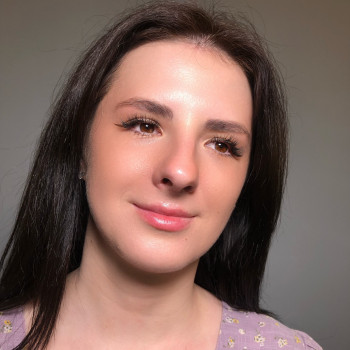 Фарбування фарбою/хною
                    Бровист Людмила Киев