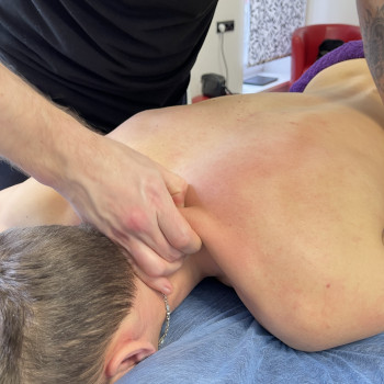 Миопрессура, триггерный массаж
                    Реабилитолог Алекс Днепр