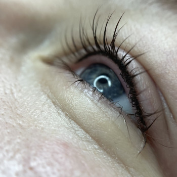 Перманент міжвійки
                    Бровист Елена Днепр