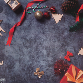 У нас 70 есть виниловых фонов для инстаграм 50*80 см