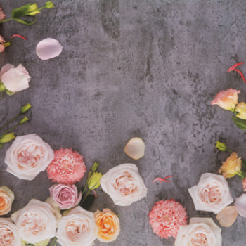 У нас 70 есть виниловых фонов для инстаграм 50*80 см