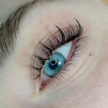 Наращивание ресниц
                    Лешмейкер Наталья Київ