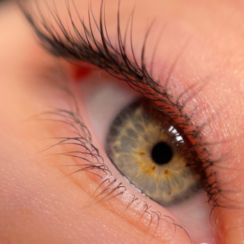 Ламінування вій