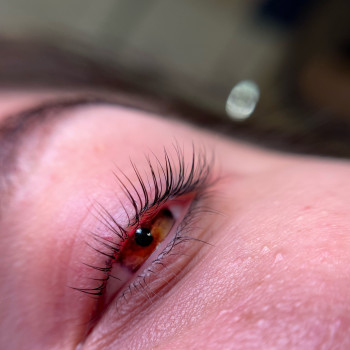 Ламінування вій