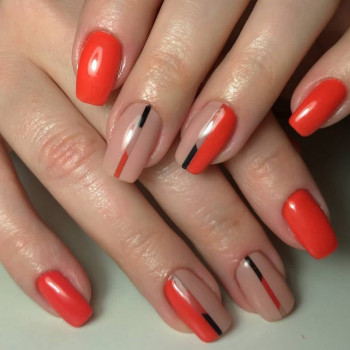 Красный маникюр с полосками линии, фото - Мастер маникюра Світлана Амбросова