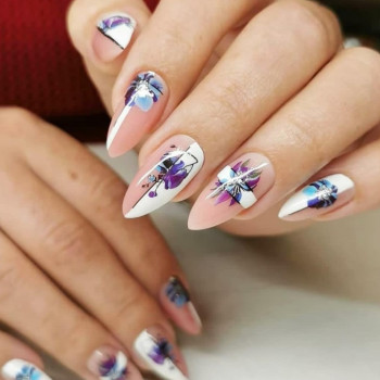 Маникюр весна миндаль геометрия, фото - Мастер маникюра Світлана Амбросова