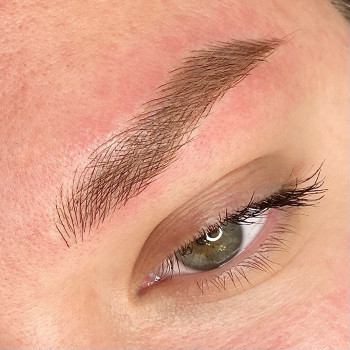 Микроблейдинг бровей
                    Бровист Марина Одесса