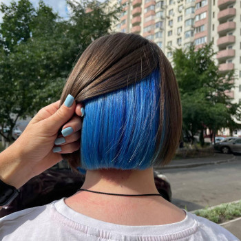 Скрытое окрашивание синий цвет волос, фото - Салон красоты Fargo