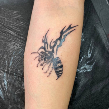 Тату тату шершень, тату харків, фото - Тату майстер Світлана Тімошенко