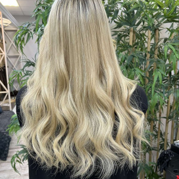 Наращивание волос
                    Салон красоты HairStyle Киев