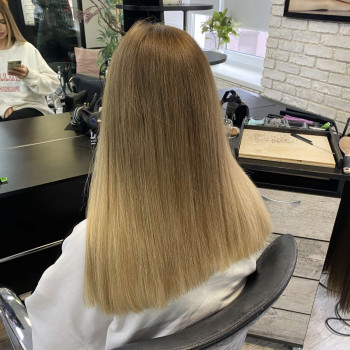 Наращивание волос
                    Салон красоты HairStyle Киев