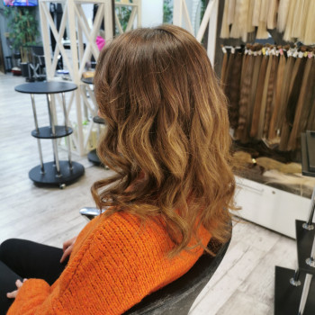 Наращивание волос
                    Салон красоты HairStyle Киев