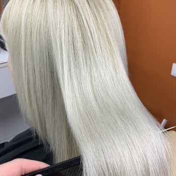 Реконструкция Коллаген+протеин
                    Перукар-колорист Алина Черкаси