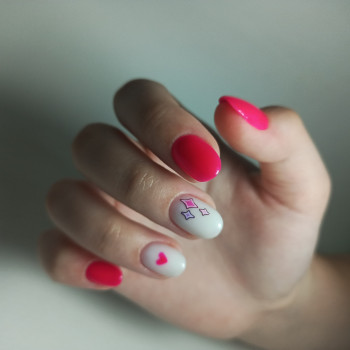 Манікюр з малюнком рожевий із серцями, фото - Майстер манікюру Анна Кулинко