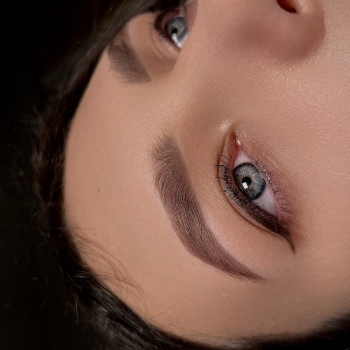 Корекція та пофарбування брів
                    Бровист Наталія Ивано-Франковск