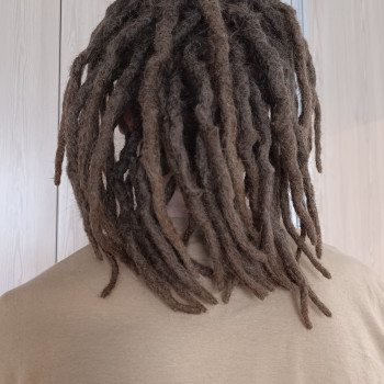 Дреди справжні
                    Брейдер Софія Киев