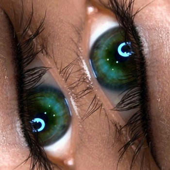 Міжвійна стрілка
                    Мастер перманентного макияжа Олеся Киев