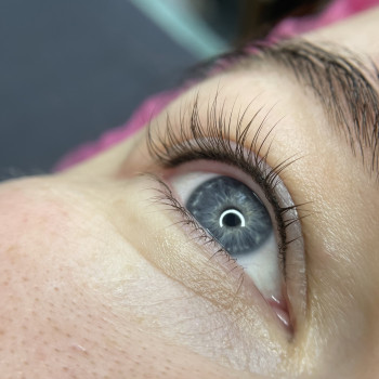 Перманент міжвійки
                    Бровист Елена Днепр