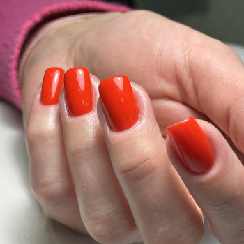 Манікюр, покриття гелем, гель-лаком
                    СПА-салон Asteria SPA Ровно