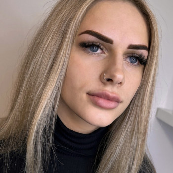 Перманент брів
                    Мастер перманентного макияжа Марина Львов