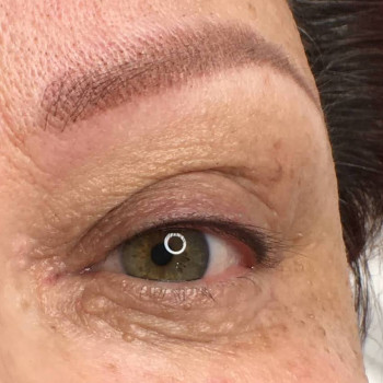 Міжвійка
                    Майстер перманентного макіяжу  Харків