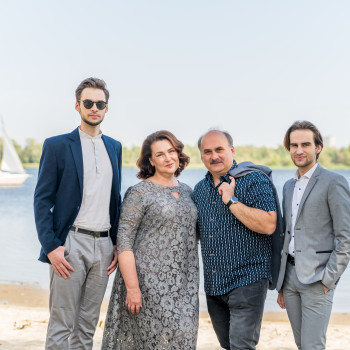 Сімейна фотосессія
                    Фотограф Віталій Київ