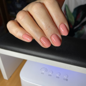 Комплекс чистка + покриття без укріплення
                    Майстер манікюру Марина Хмельницький