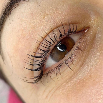 Ламінування вій