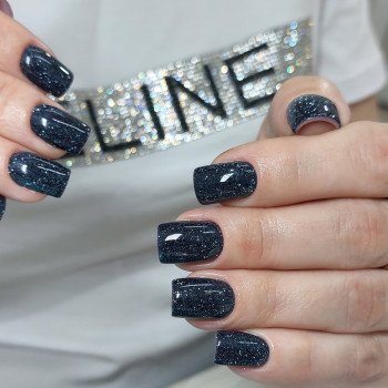 Манікюр з блискітками синій світловідбивний, фото - Майстер манікюру Алла Король