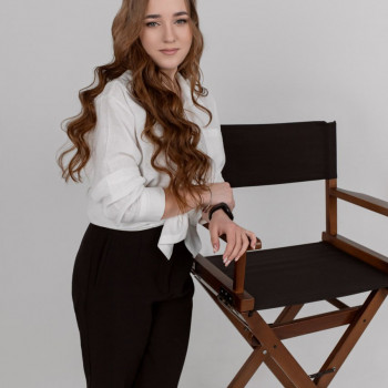 Макияж и прическа для фотосессии
                    Майстер з нарощування волосся Елена Київ