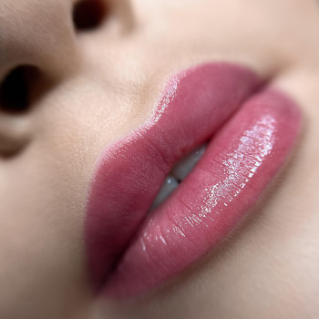 Перманентний макіяж
                    Салон красоты  Ивано-Франковск