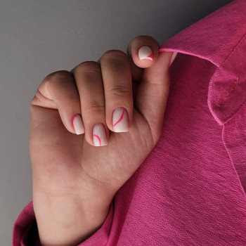 Маникюр на короткие ногти молочный минимализм, фото - Мастер маникюра Oksana Radchenko