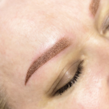 Пудровий татуаж