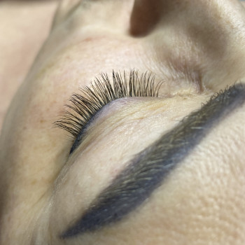 Нарощення вій класичне
                    Тату майстер Маргарита Дніпро