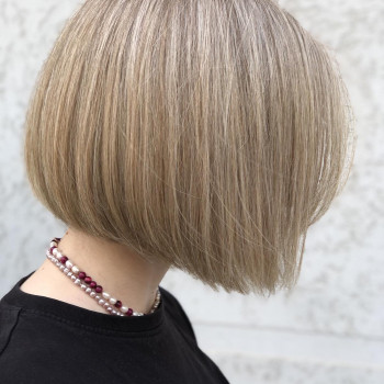 Фарбування волосся
                    Салон красоты Bonjour Львов