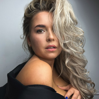 Макіяж
                    Салон красоты Beauty Bar Винница