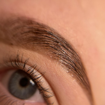 Фарбування брів
                    Салон красоты Beauty Bar Винница