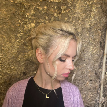 Зачіски
                    Салон краси Beauty Bar Вінниця