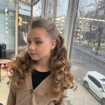 Зачіски
                    Салон краси Beauty Bar Вінниця