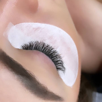 Нарощення Вій
                    Салон краси Beauty Bar Вінниця