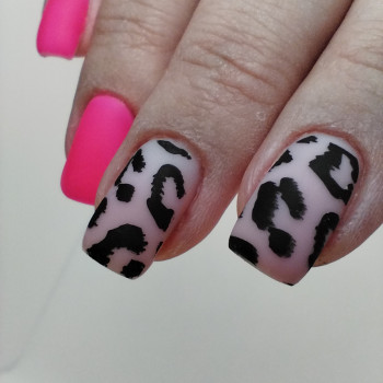 Фото из портфолио мастера Любов Матвєєва (мастер маникюра, Одесса)