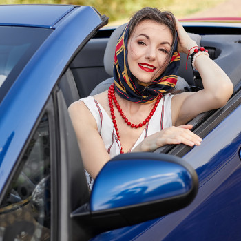 Фотосесія на кабріолеті