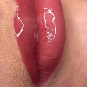 Перманентний макіяж губ
                    Майстер перманентного макіяжу Діляра Львів