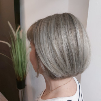 Бобкаре, каре, окрашивание волос , градуированное каре